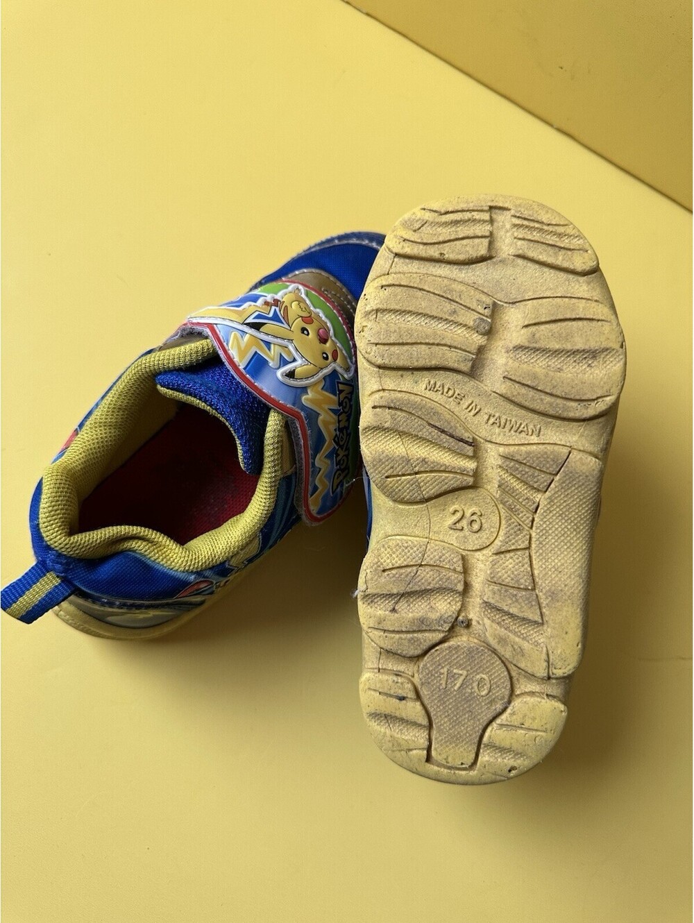 Vtg Pokémon Sneakers Kids Size 26 (9.5) Made In Taiwan - Picture 6 of 7